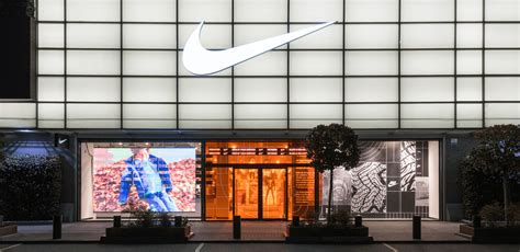 groothandel sneakers nike|Find a Nike Factory Store near you. . Nike NL.